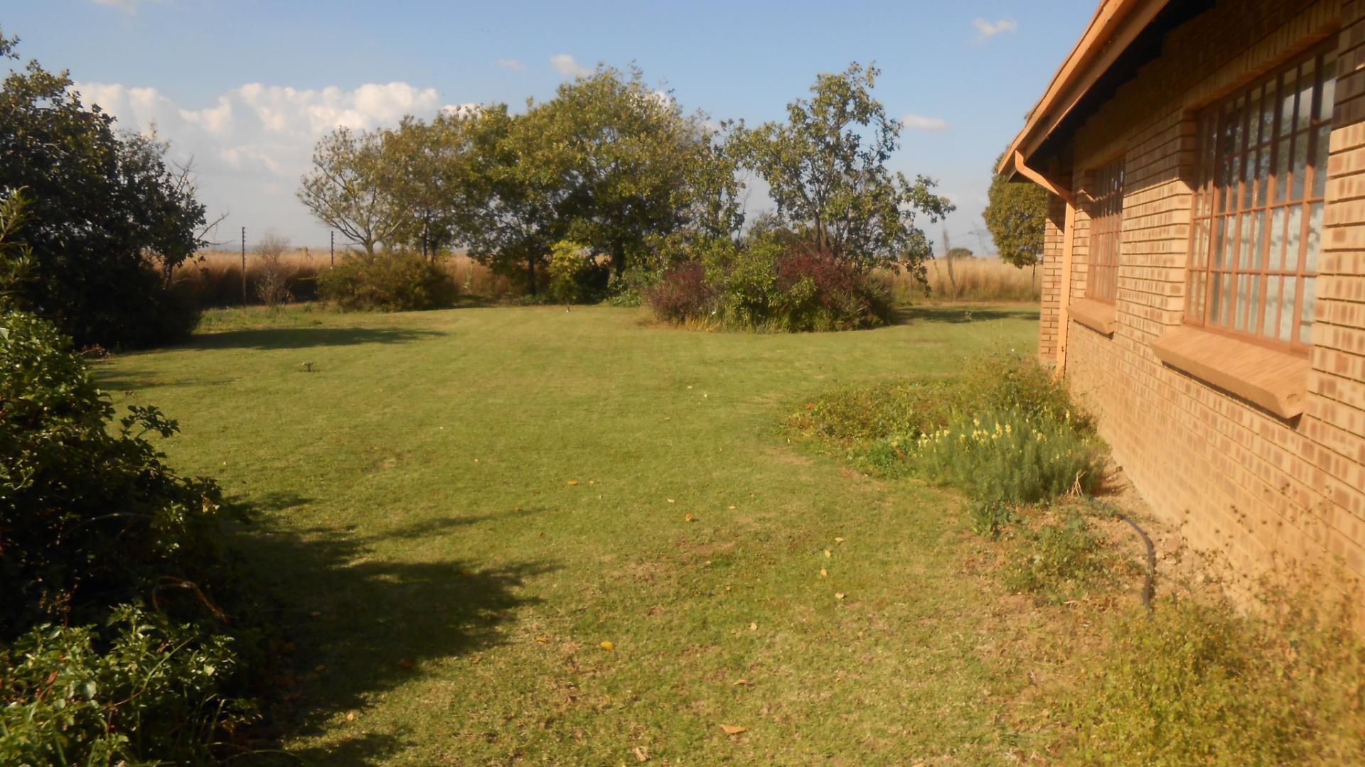 Spaces - 39 square meters of property in Rietfontein JR