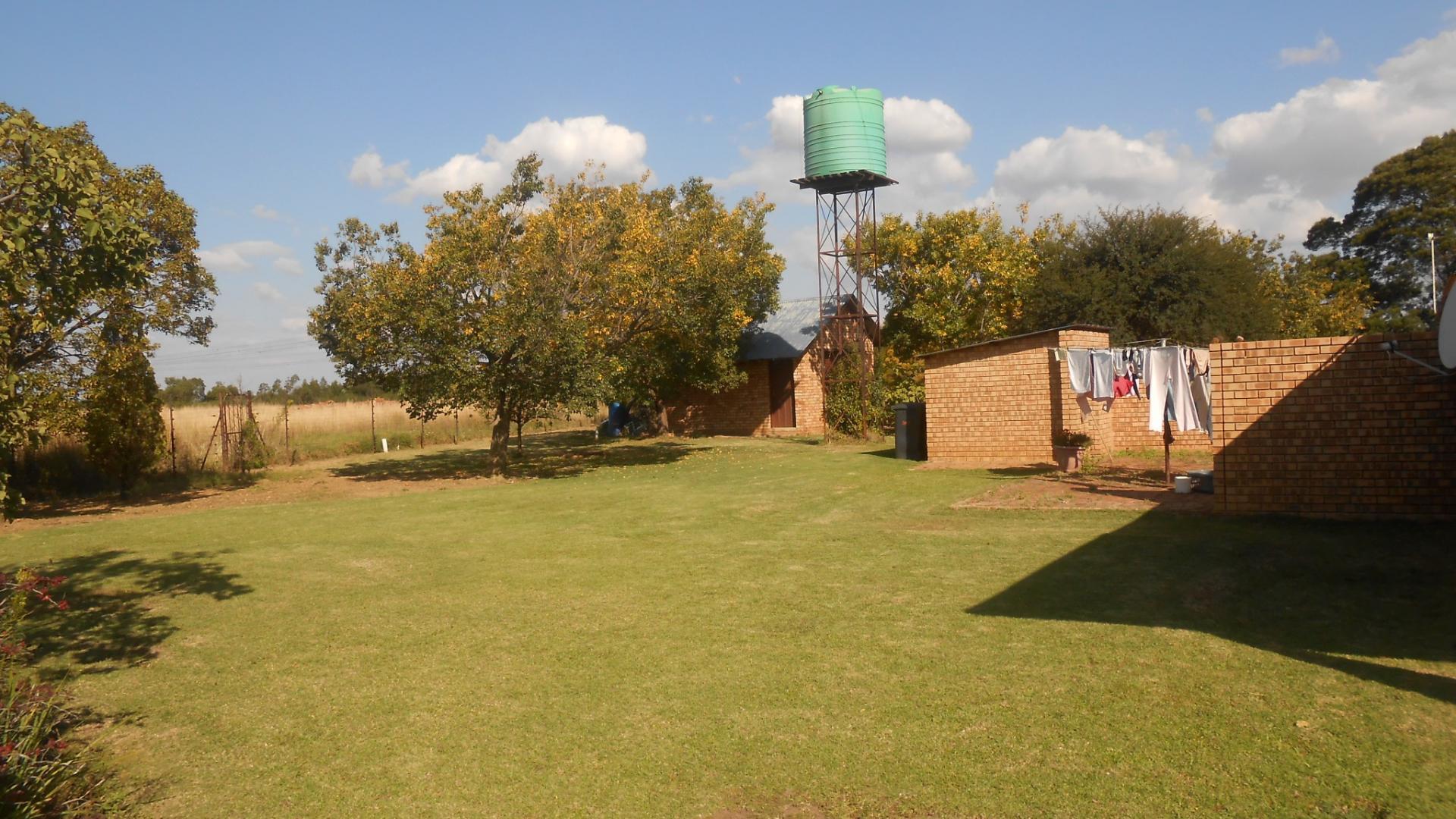 Spaces - 39 square meters of property in Rietfontein JR