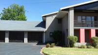 Front View of property in Three Rivers