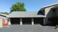 Front View of property in Three Rivers