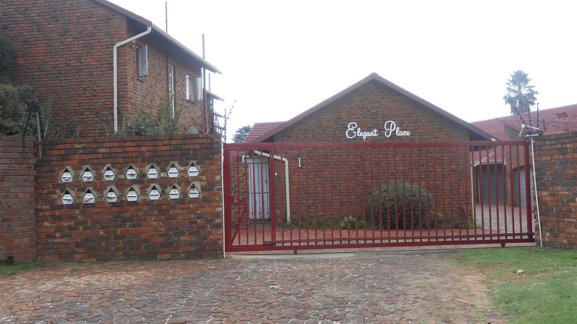 Front View of property in Kempton Park