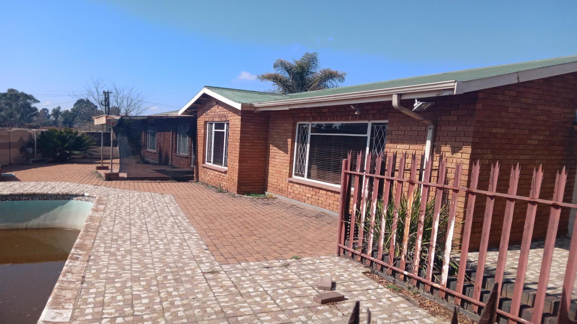 Backyard of property in Strubenvale