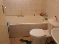 Main Bathroom - 4 square meters of property in Emalahleni (Witbank) 