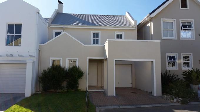 3 Bedroom House for Sale For Sale in Stellenbosch - Home Sell - MR127286