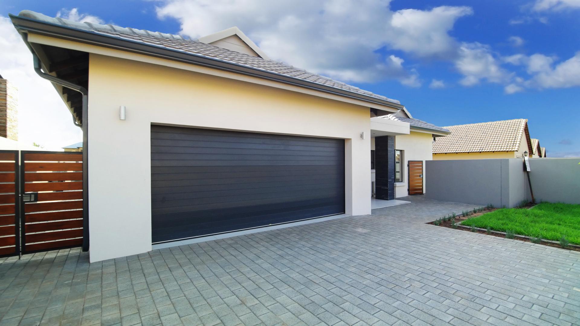 Front View of property in The Meadows Estate