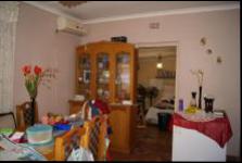 Dining Room - 15 square meters of property in Tongaat