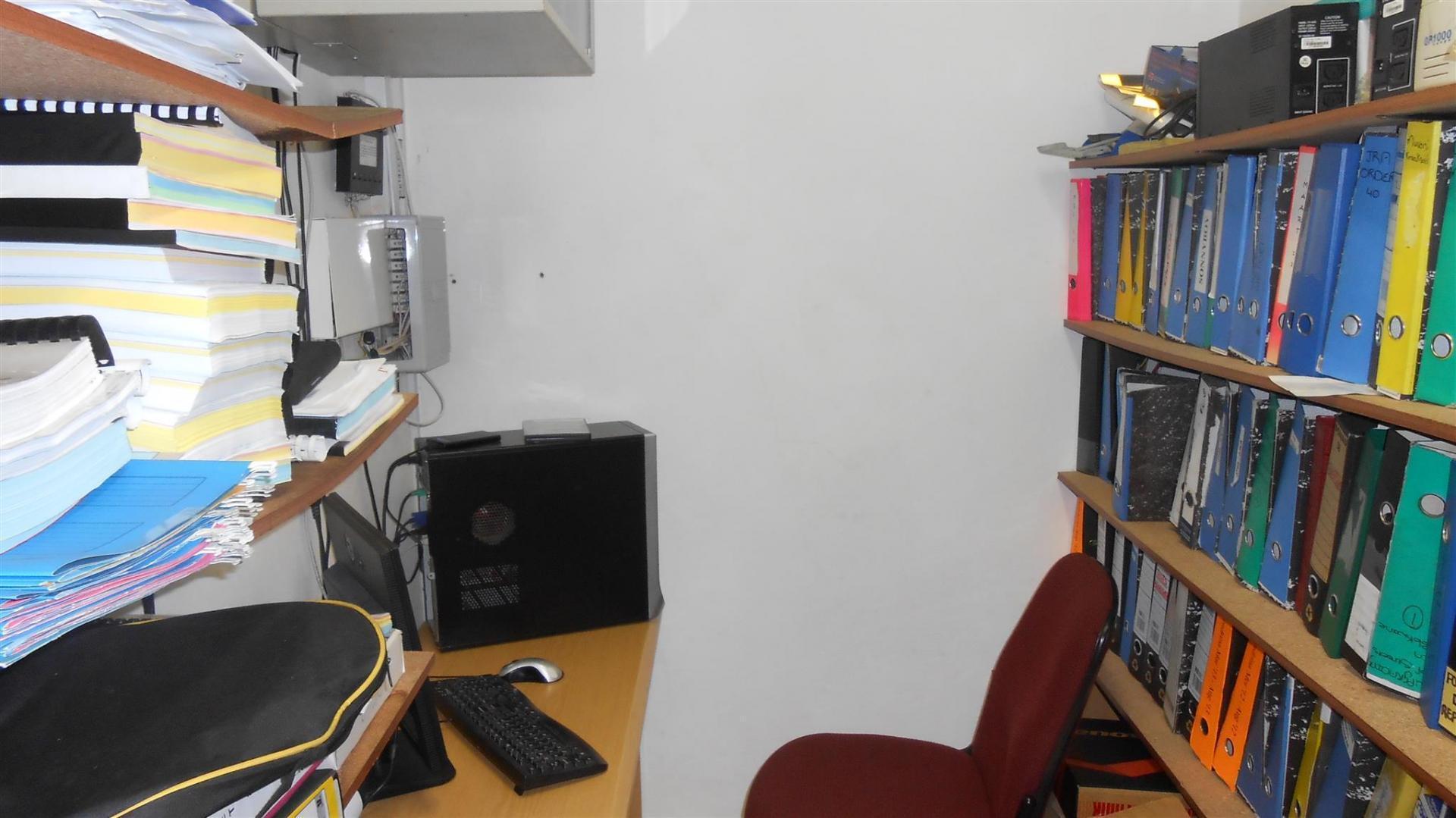 Rooms - 740 square meters of property in Pretoria North