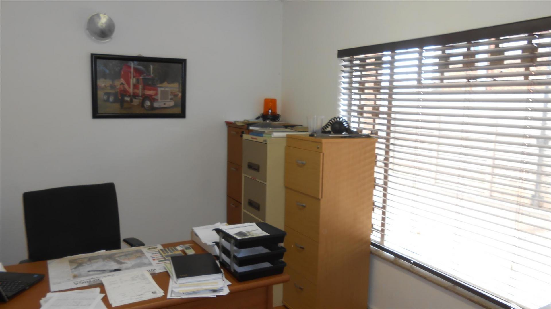 Rooms - 740 square meters of property in Pretoria North