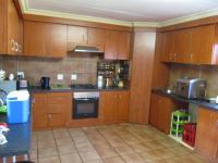 Kitchen - 25 square meters of property in Mooinooi