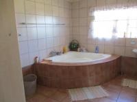 Bathroom 1 - 7 square meters of property in Mooinooi