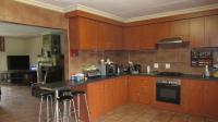 Kitchen - 25 square meters of property in Mooinooi