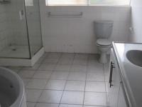 Main Bathroom - 10 square meters of property in Vanderbijlpark