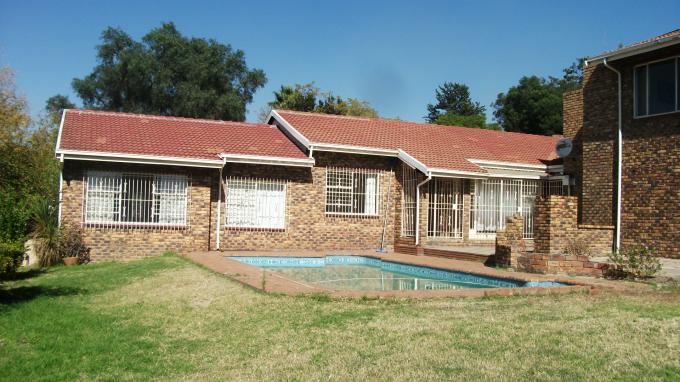 6 Bedroom House for Sale For Sale in Randpark - Home Sell - MR127779