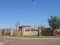 Front View of property in The Orchards