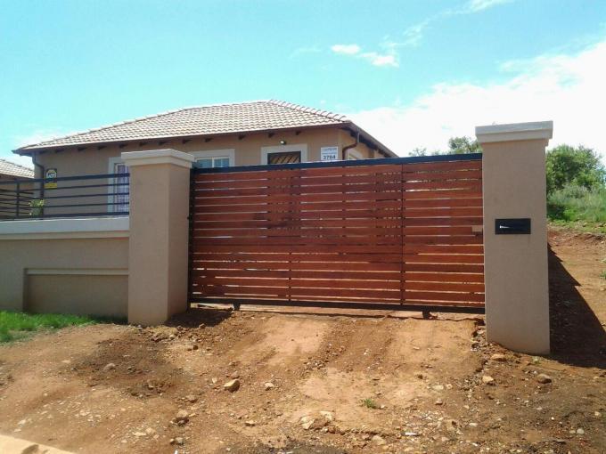 3 Bedroom House for Sale For Sale in Elandspoort - Private Sale - MR128042