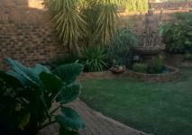 Garden - 114 square meters of property in Mayberry Park