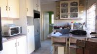Kitchen - 18 square meters of property in Lenasia South