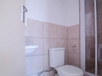Main Bathroom - 3 square meters of property in The Meadows Estate