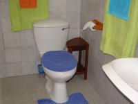 Bathroom 3+ - 23 square meters of property in Port Alfred