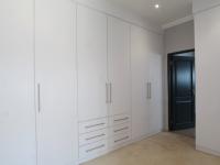 Main Bedroom - 35 square meters of property in Silverwoods Country Estate