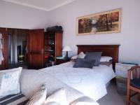 Bed Room 1 - 58 square meters of property in Woodhill Golf Estate