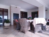 Patio - 155 square meters of property in Woodhill Golf Estate