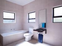 Bathroom 1 - 9 square meters of property in Silver Lakes Golf Estate