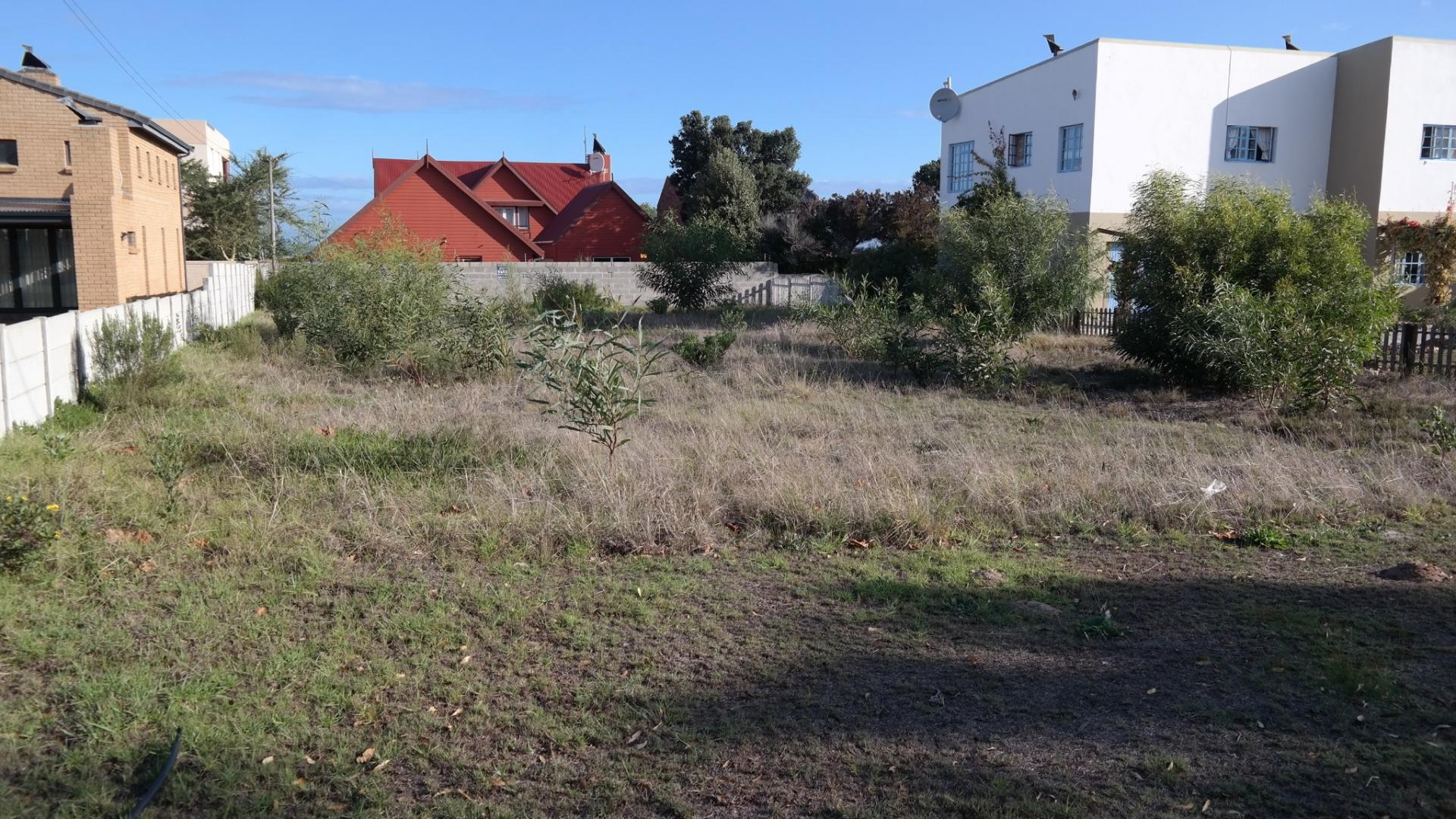 Front View of property in Sand Bay