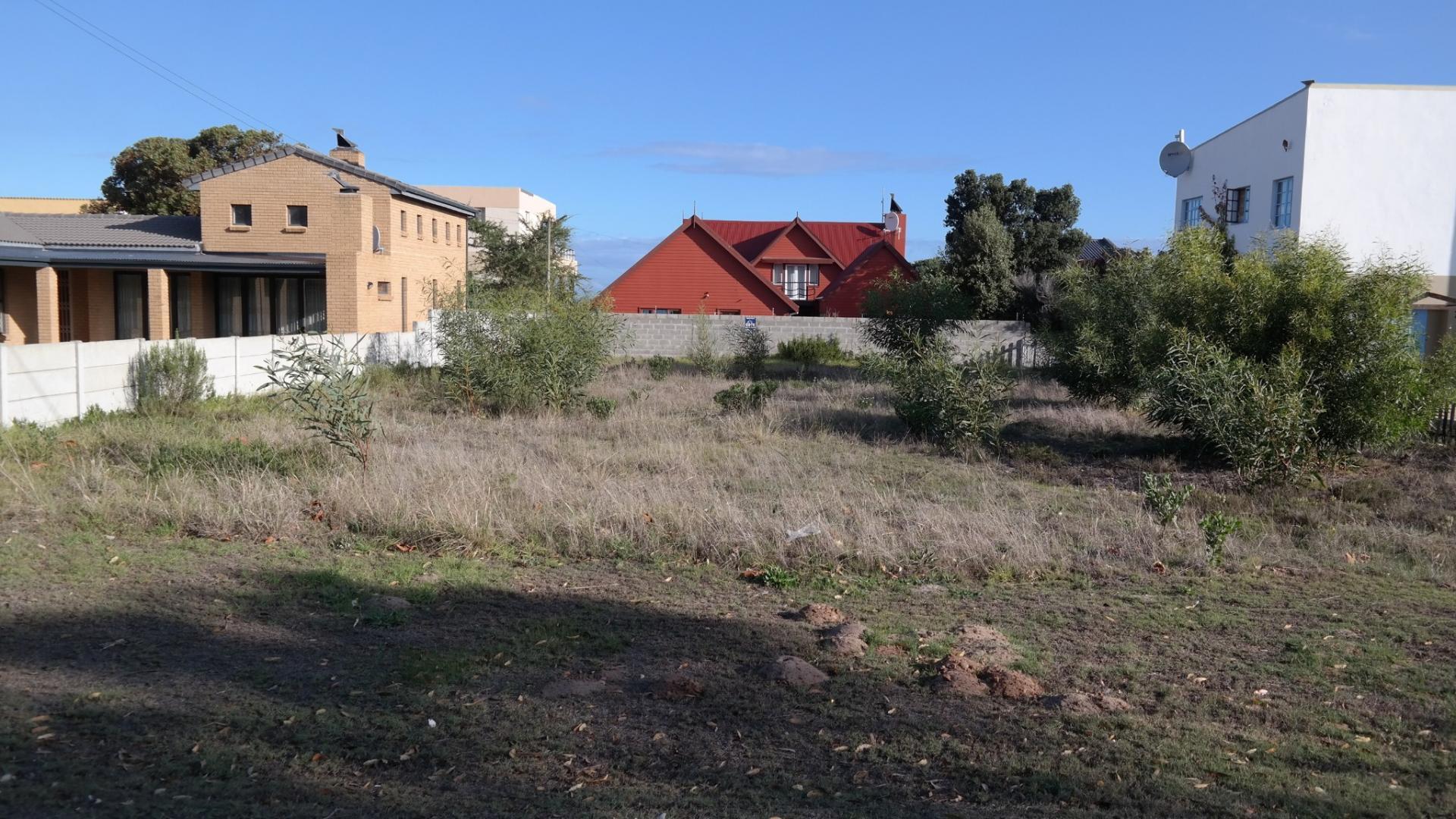 Front View of property in Sand Bay