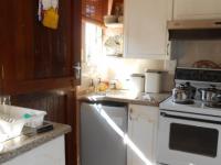 Kitchen - 6 square meters of property in Geelhoutpark