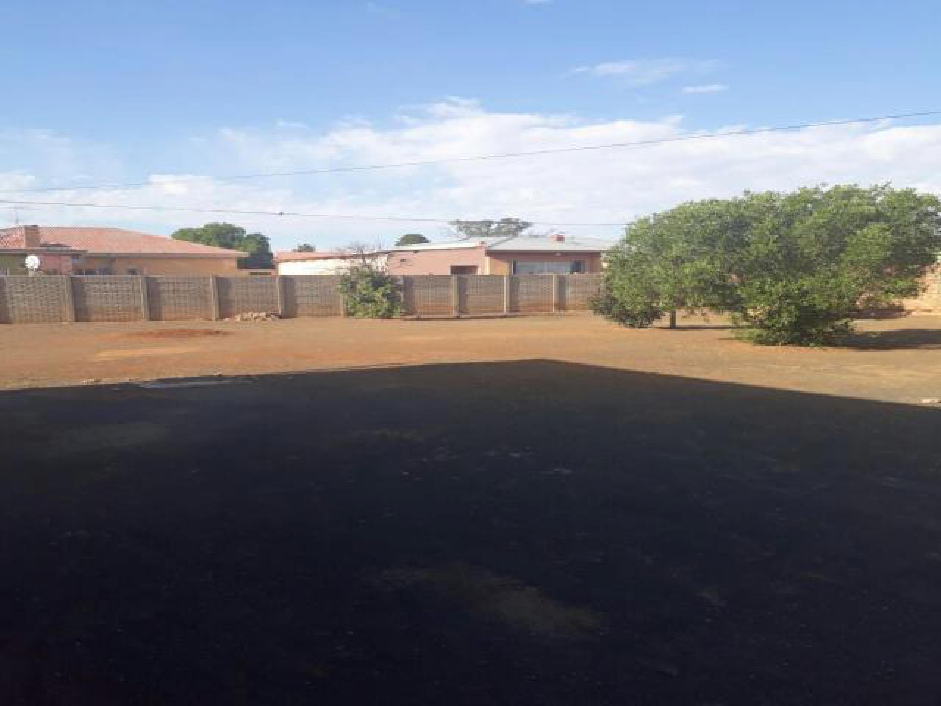 Standard Bank EasySell 3 Bedroom House for Sale in De Aar