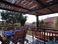 Patio - 26 square meters of property in The Wilds Estate