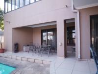 Patio - 52 square meters of property in The Wilds Estate