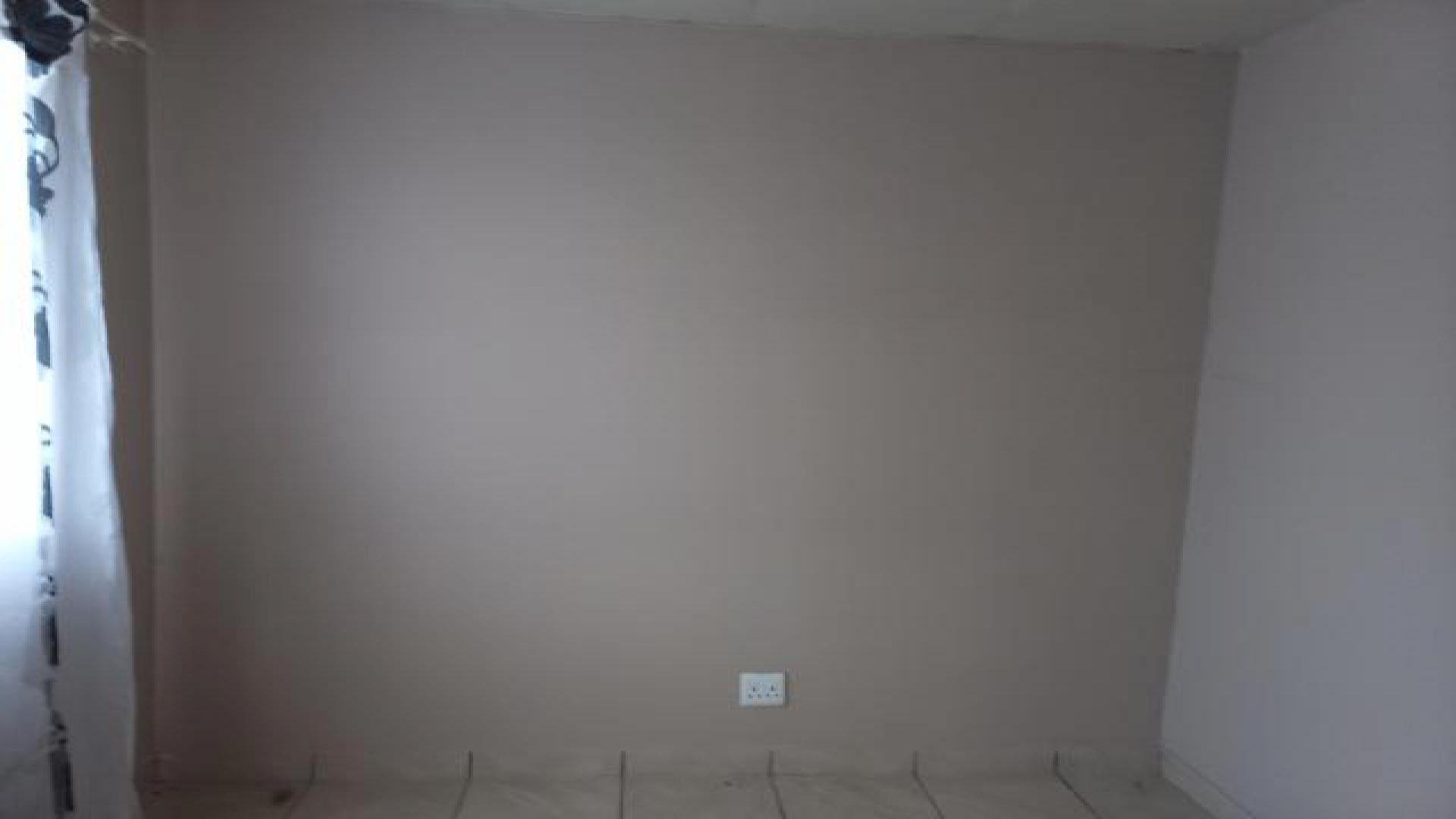 Bed Room 1 of property in Madadeni