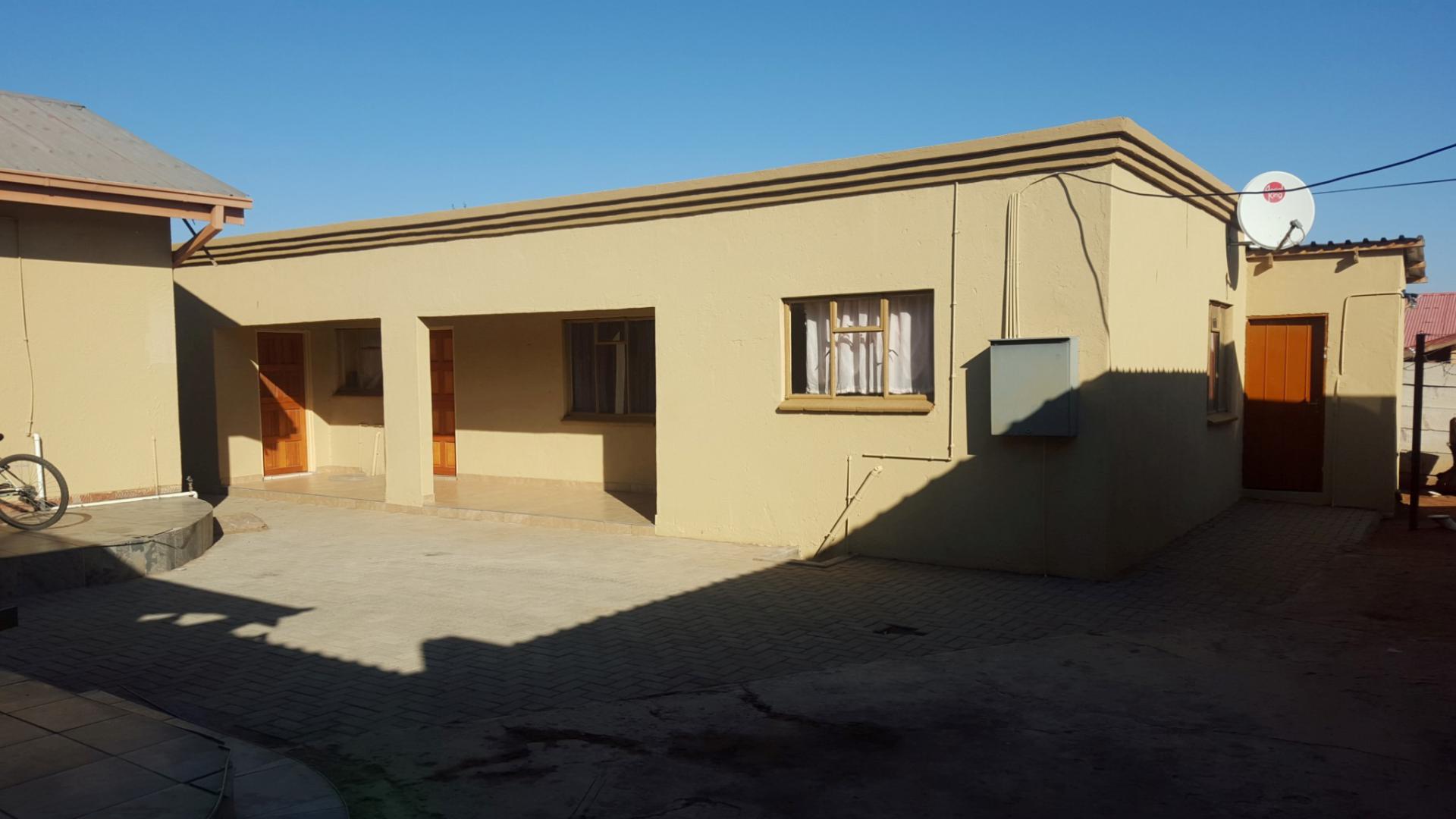 Backyard of property in Kimberley