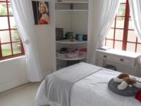 Bed Room 2 - 11 square meters of property in Southbroom