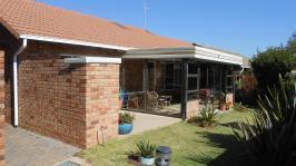 Front View of property in Centurion Central
