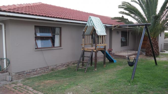 8 Bedroom House for Sale For Sale in Brackenfell - Private Sale - MR129291