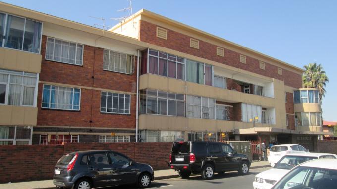 2 Bedroom Apartment for Sale For Sale in West Turffontein - Private Sale - MR129413