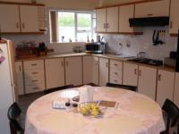Kitchen - 19 square meters of property in Pringle Bay