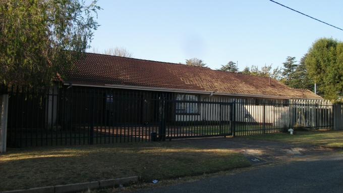 3 Bedroom House for Sale For Sale in Witpoortjie - Private Sale - MR129560