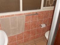 Bathroom 1 - 3 square meters of property in Uvongo