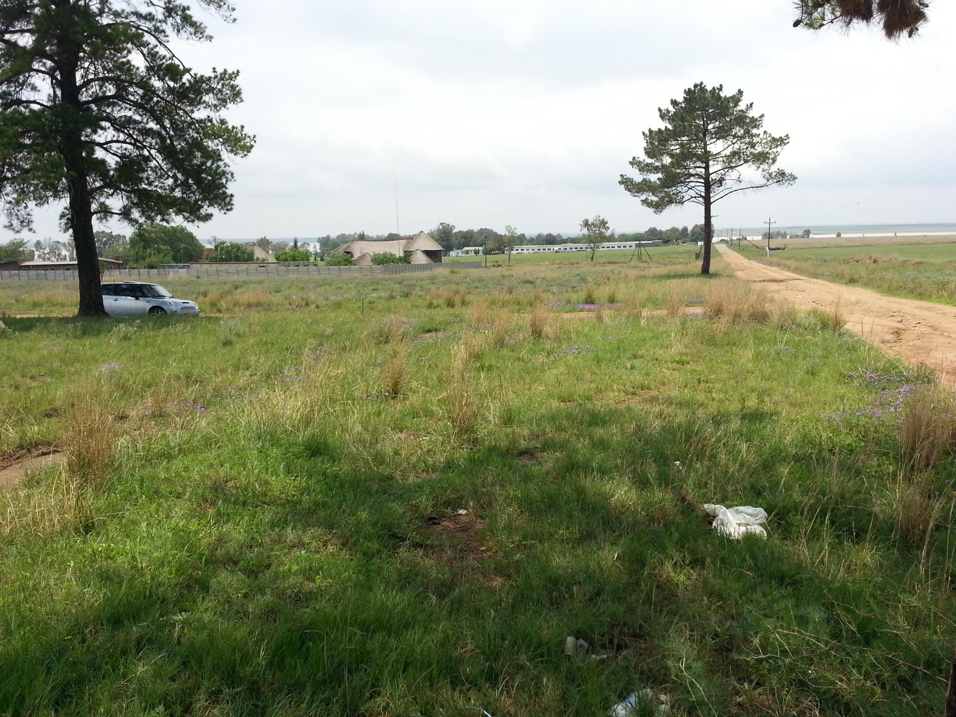 Front View of property in Deneysville