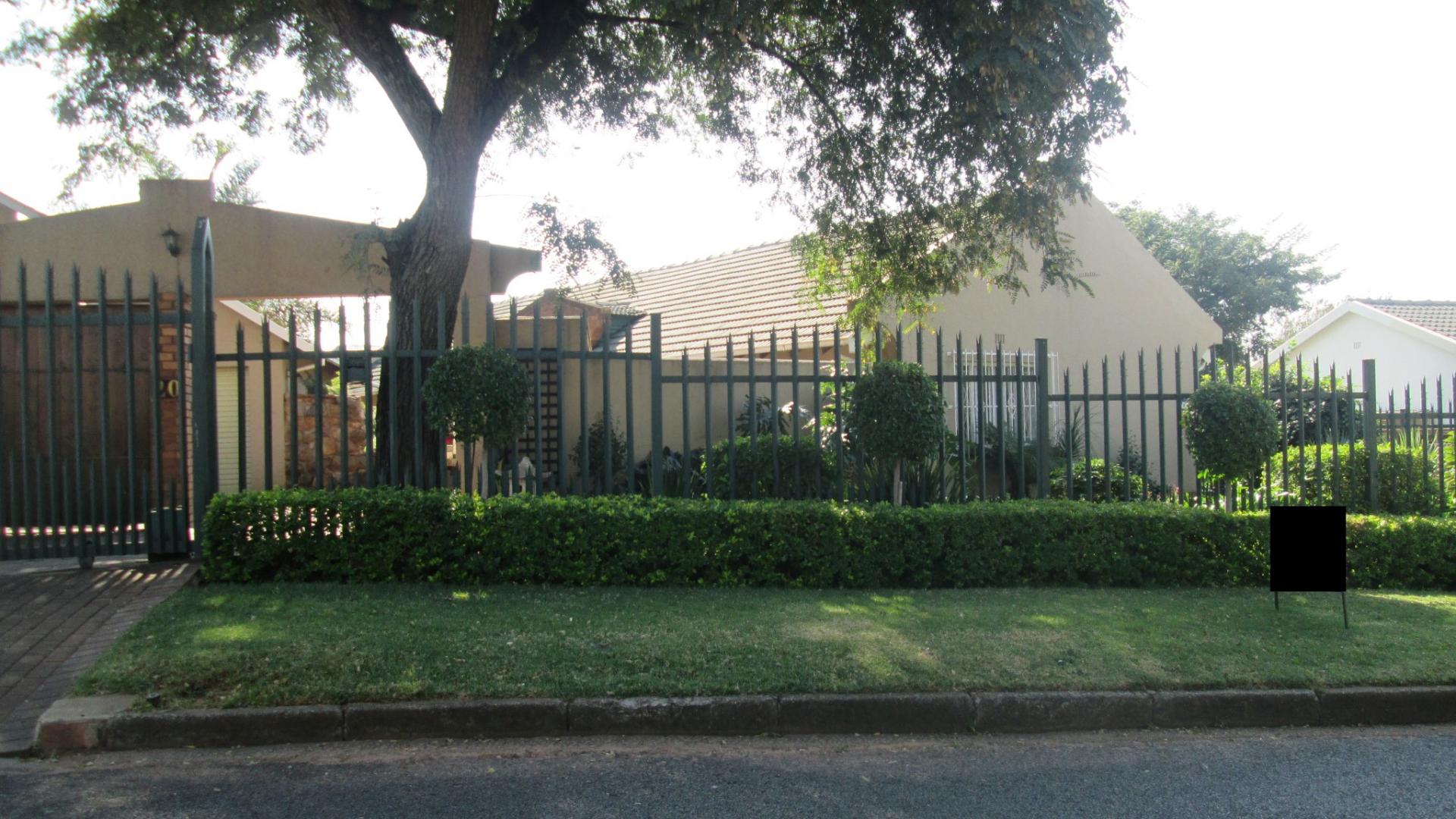 Front View of property in South Crest