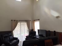 Lounges - 32 square meters of property in Waterval East