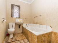 Bathroom 1 of property in Protea Glen