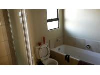 Main Bathroom - 21 square meters of property in Piet Retief