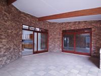 Patio - 38 square meters of property in Silver Lakes Golf Estate