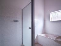 Bathroom 1 - 9 square meters of property in Silver Lakes Golf Estate