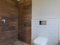 Bathroom 2 - 5 square meters of property in Newmark Estate